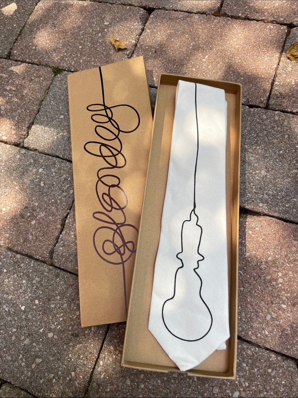 NEW CHEERIO Blondey White Cotton Tie with Black Line Art Lightbulb Design